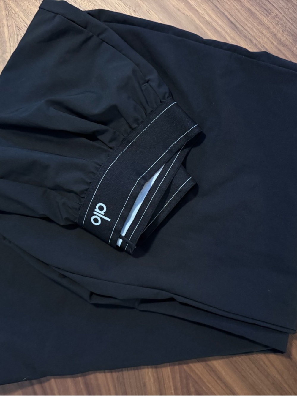 Alo Black Suit up trouser - Medium /Reg length